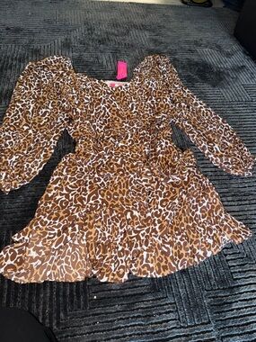 Lilly Pulitzer Brown and White Leopard Print Puff Sleeve Dress with pads